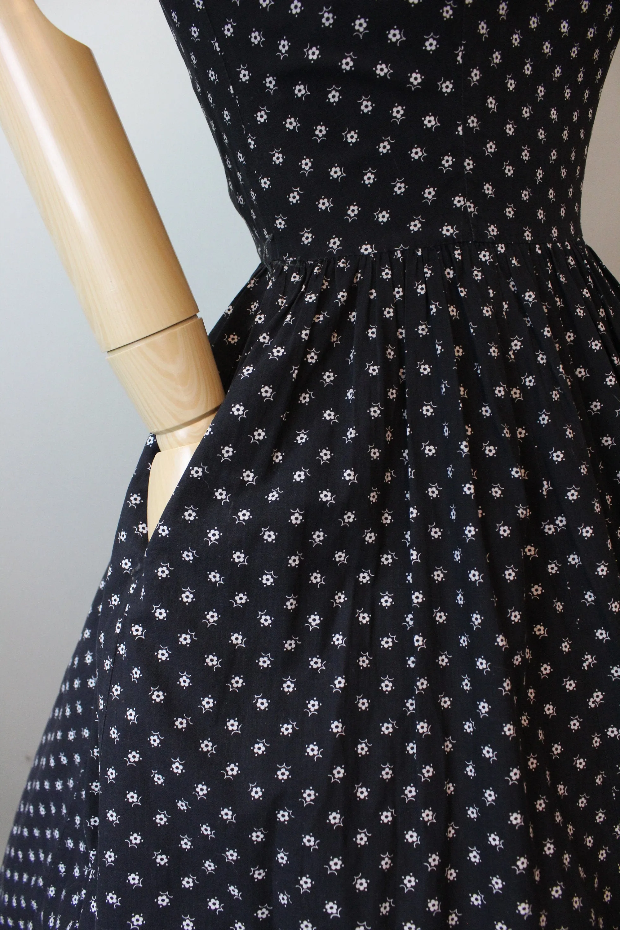 1950s 1956 LANZ cotton FLOWER print dress xs | new spring