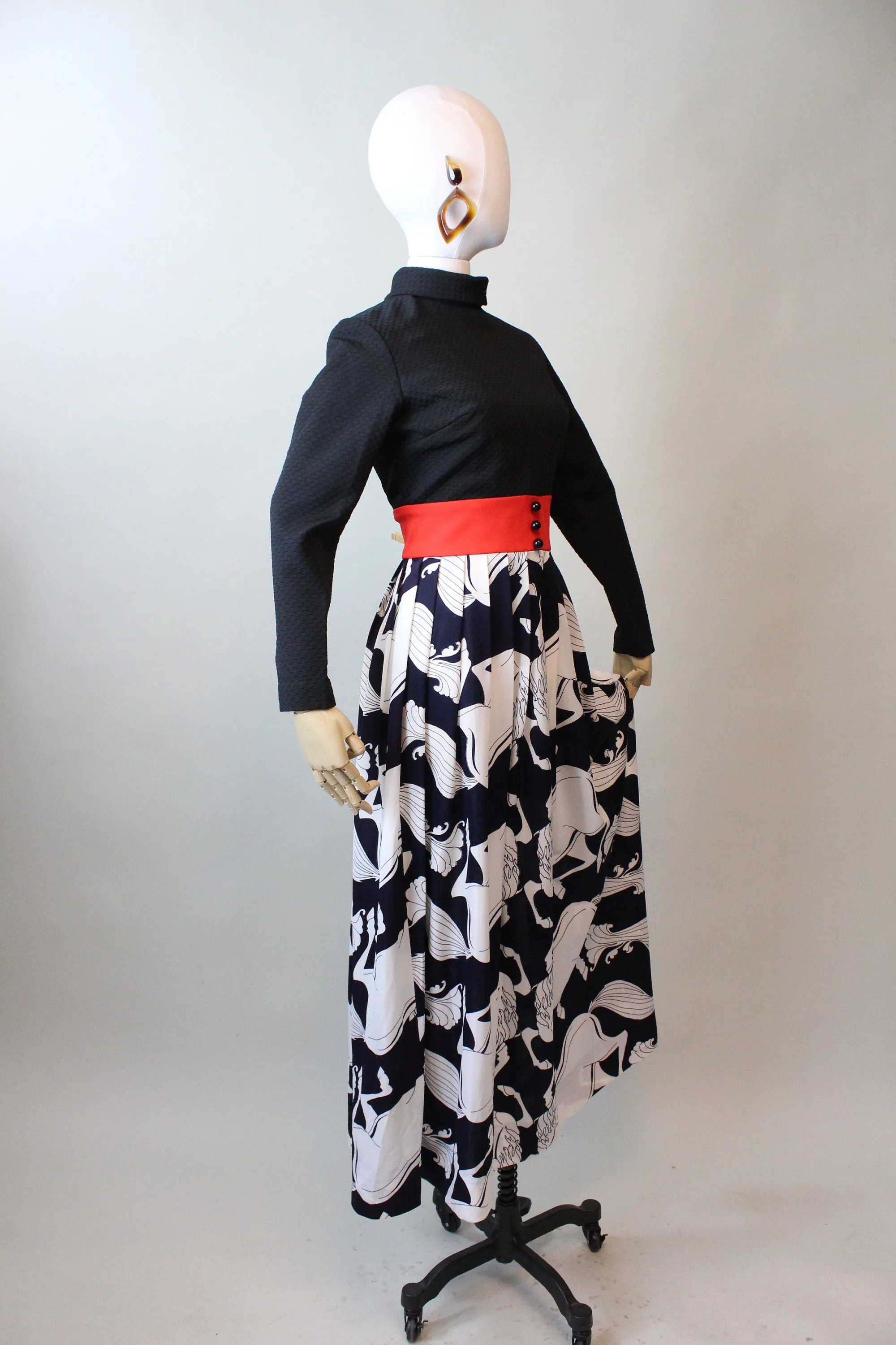 1960s WHITE HORSE print maxi dress small | new fall