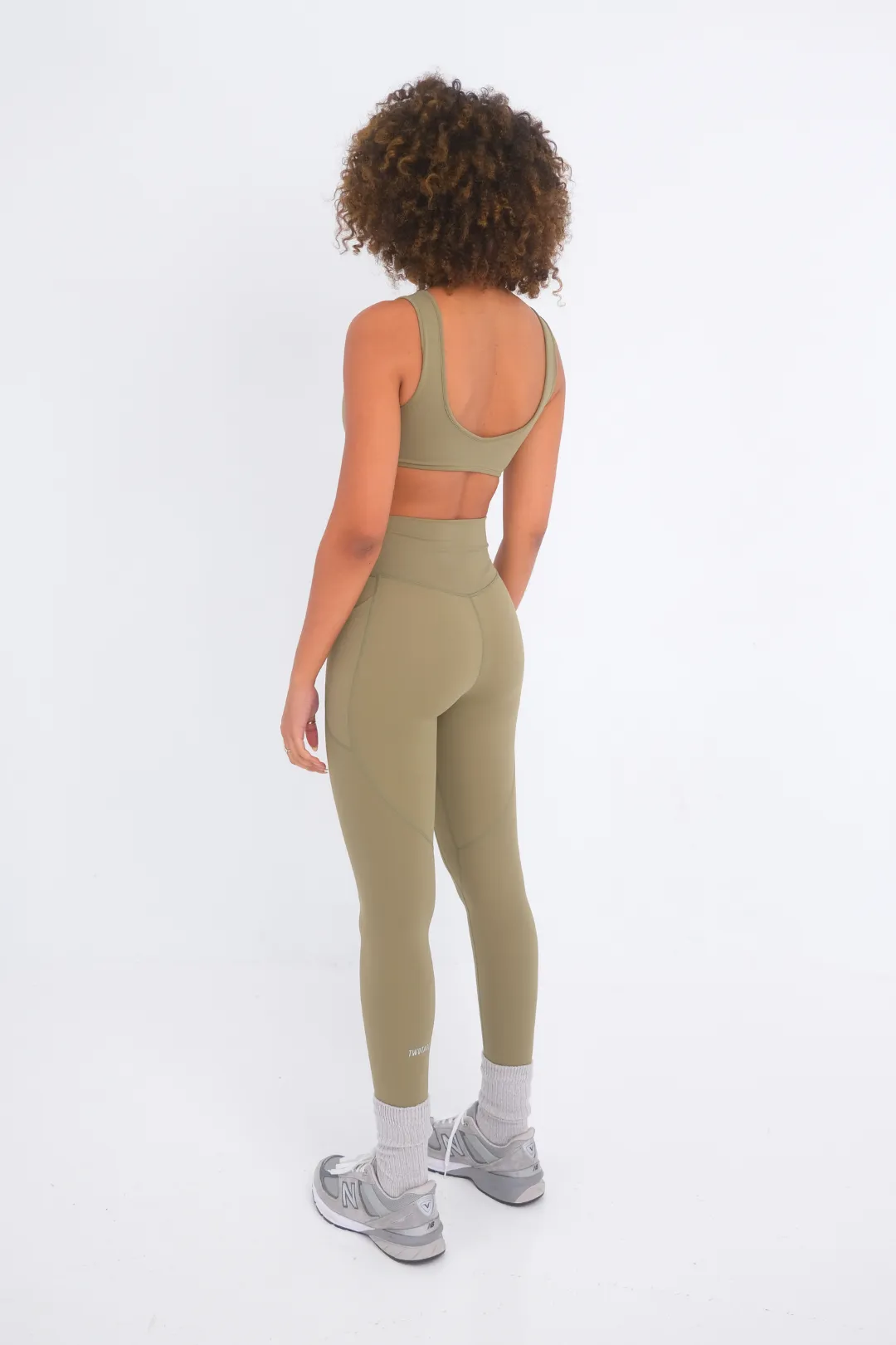 Alpine Pocket Leggings - Olive