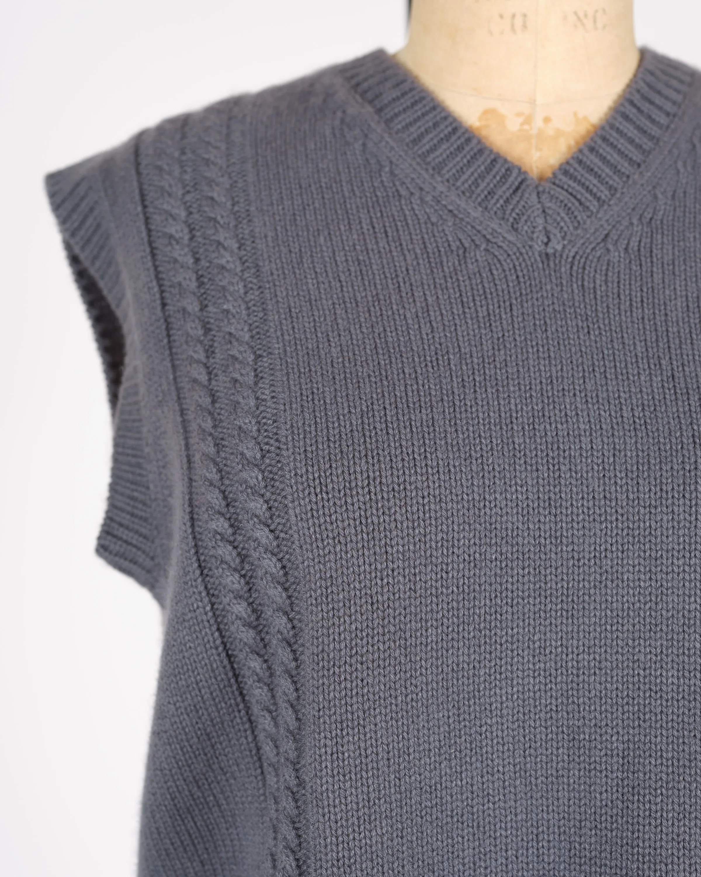 Cashmere Sweater Vest