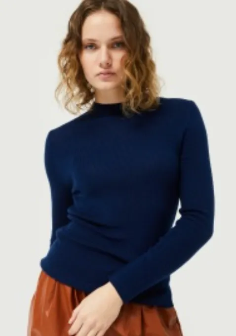 Compania Fantastica Lightweight Mockneck Sweater