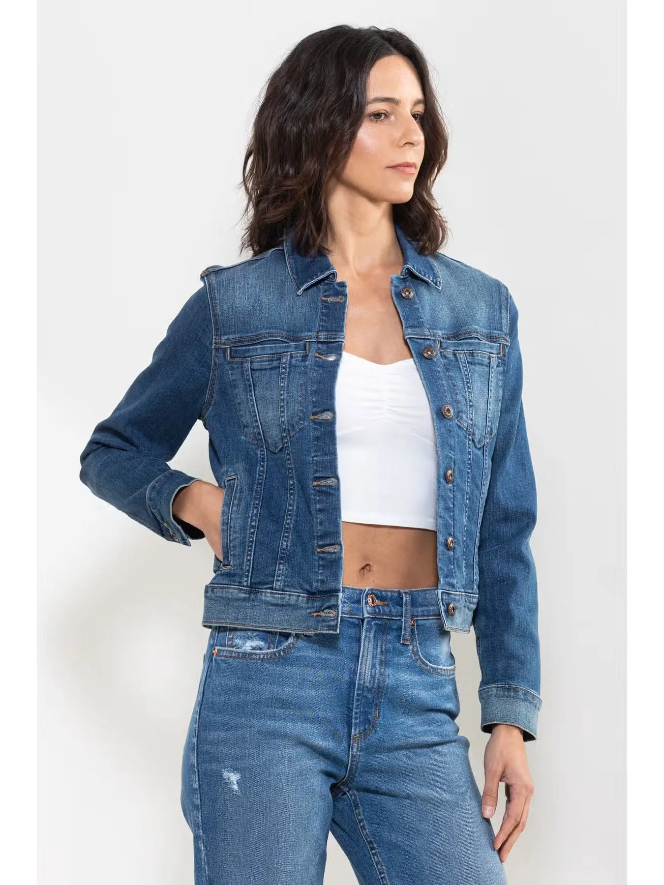 Long Sleeve Buttoned Denim Jacket