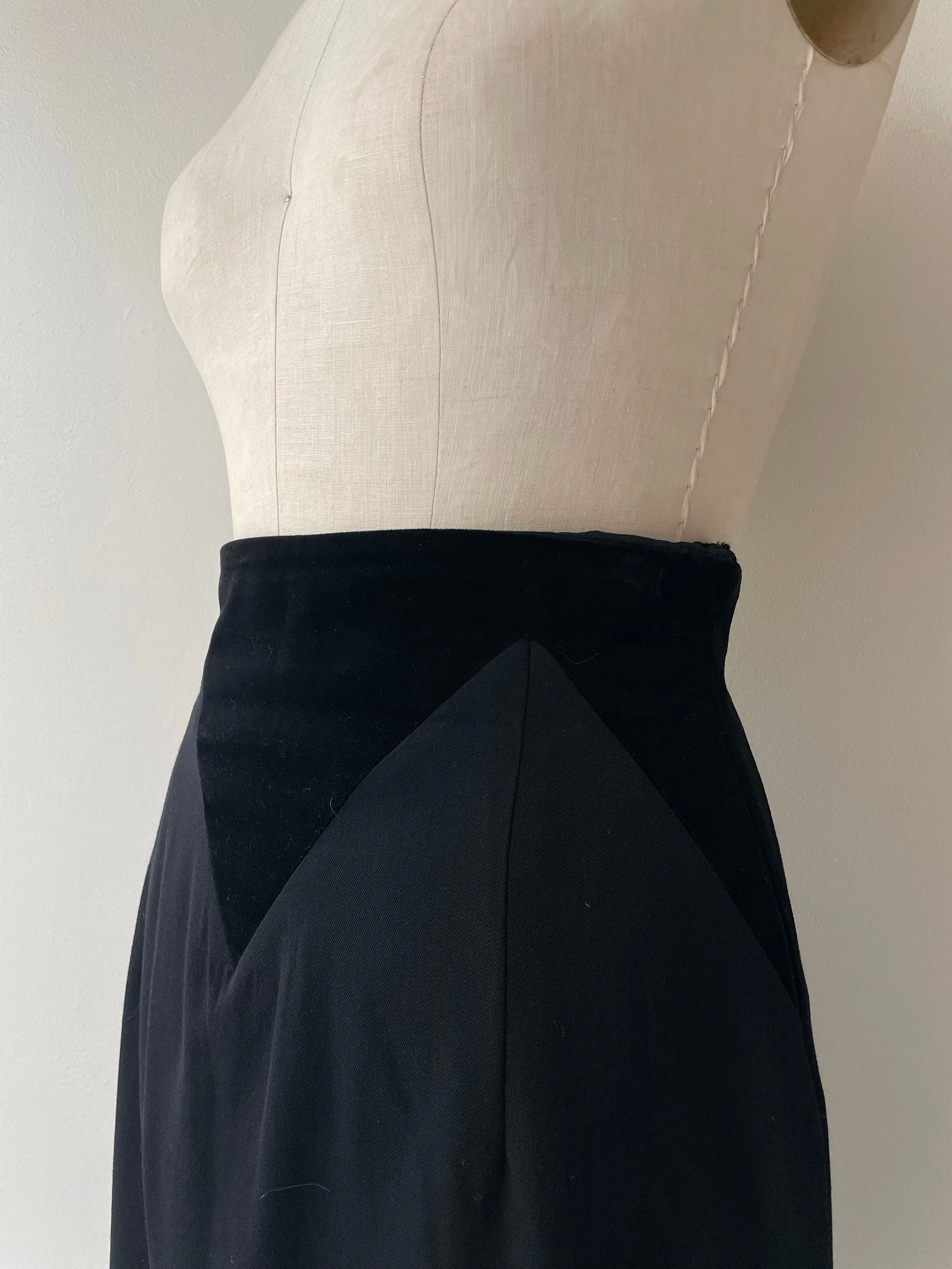 Louis Feraud Skirt | 1970s