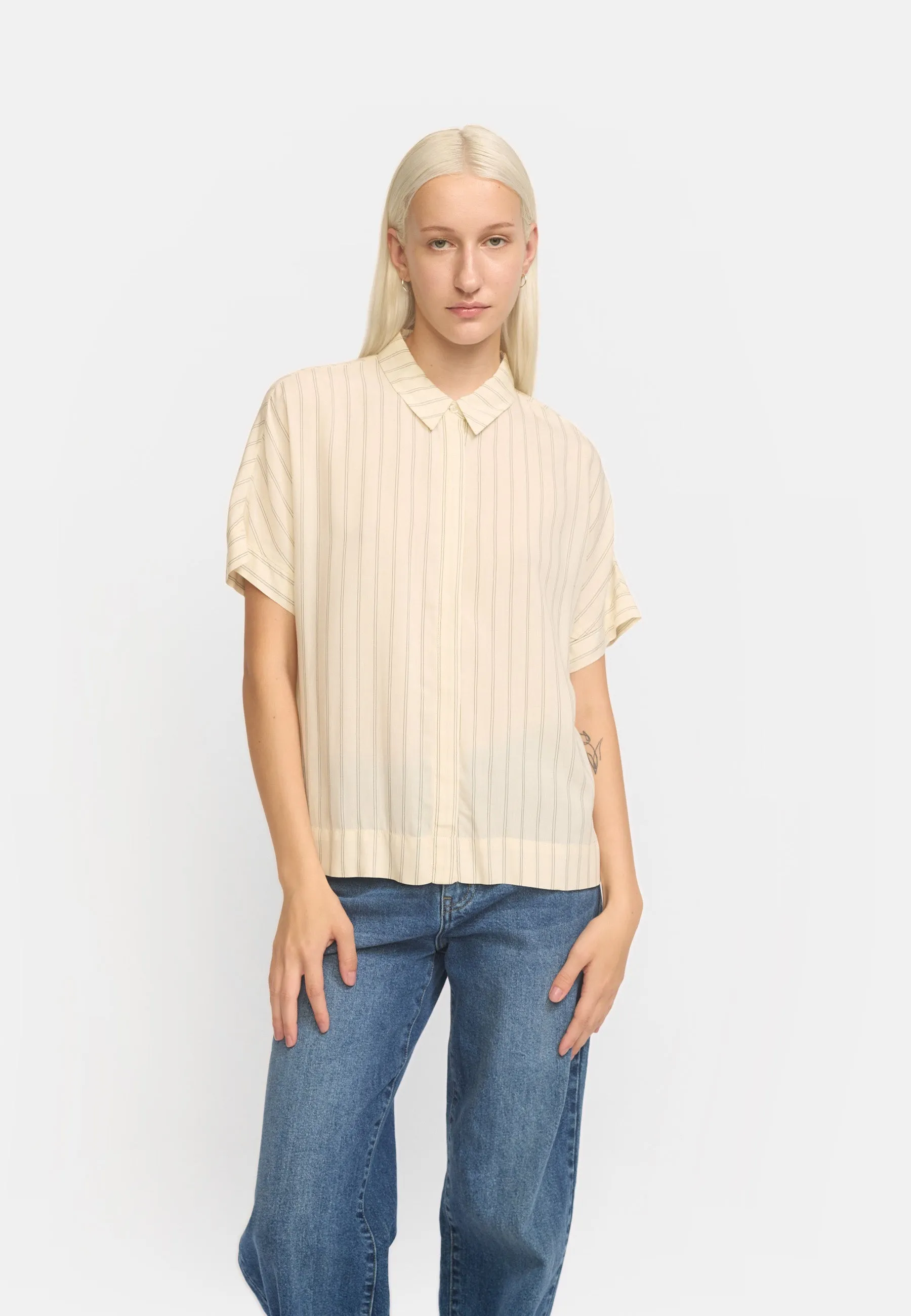 SRMargot Freedom Striped SS Shirt - Striped Black and Arctic Wolf