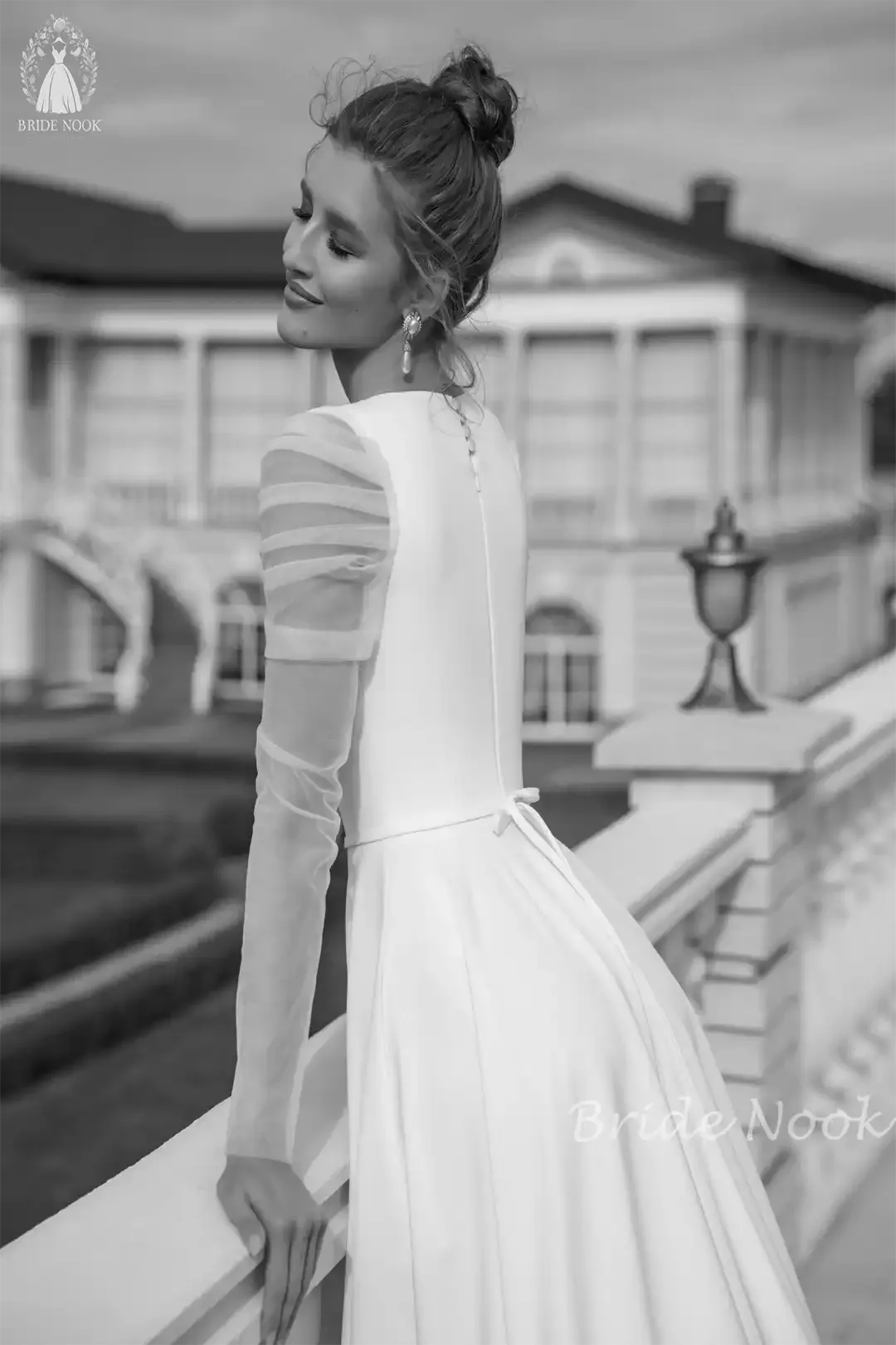 Sweetheart Neck Simple Wedding Dress With Side Open Slit