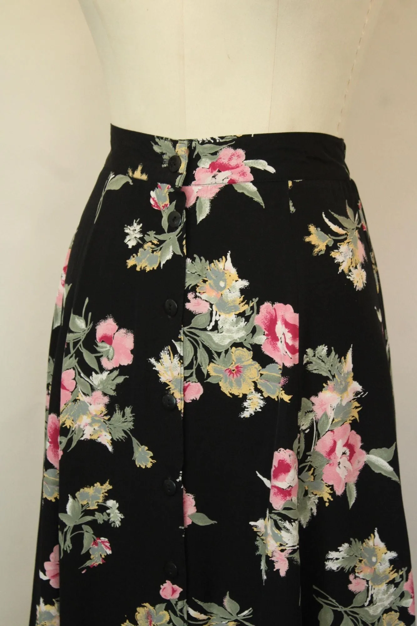 Vintage 1990s Michael Taylor Black Floral Print Skirt